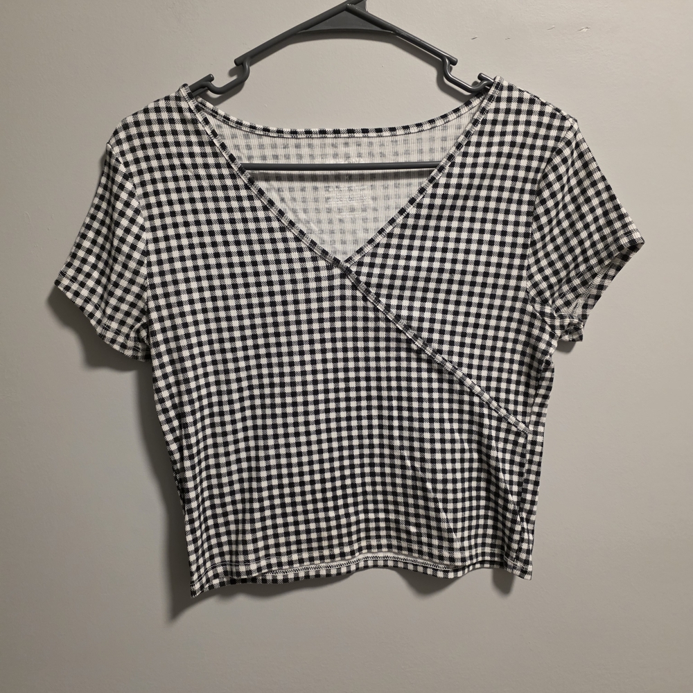 Arizona Jean Company Black and White Gingham Crop Top